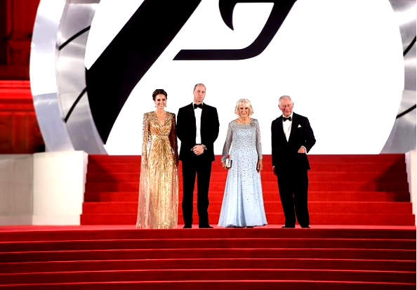La realeza británica asistió al estreno de No Time to Die, de James Bond