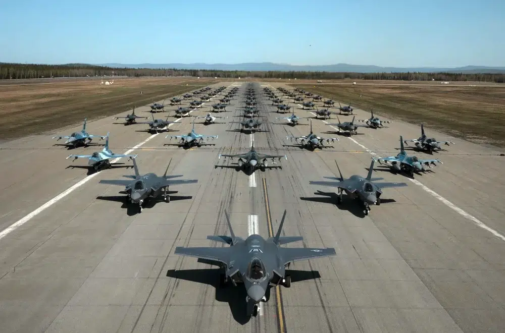 Pentágono admitió que OVNIs están afectando operaciones de las Fuerzas Aéreas