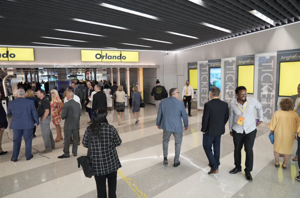 Brightline inaugura oficialmente su moderna estación en Orlando