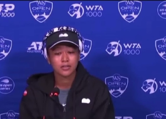 Naomi Osaka no se pudo contener en una rueda de prensa