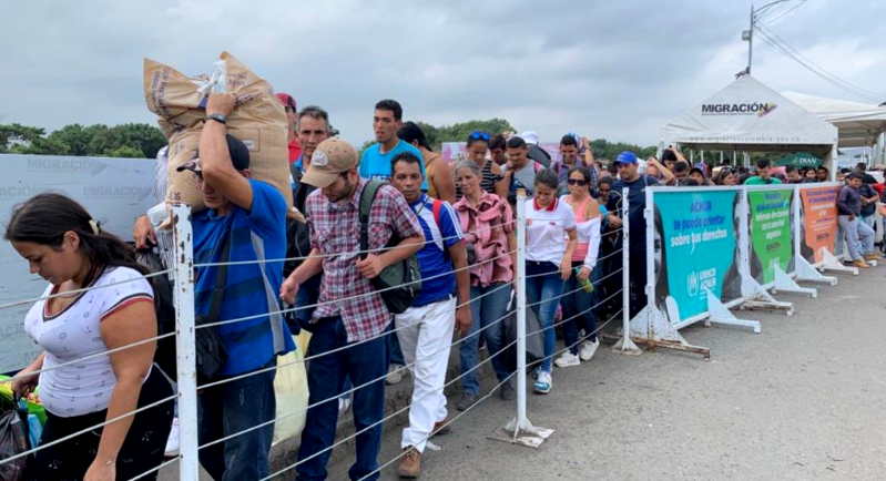 ACNUR: Venezolanos que escapan de la crisis merecen estatus de refugiados