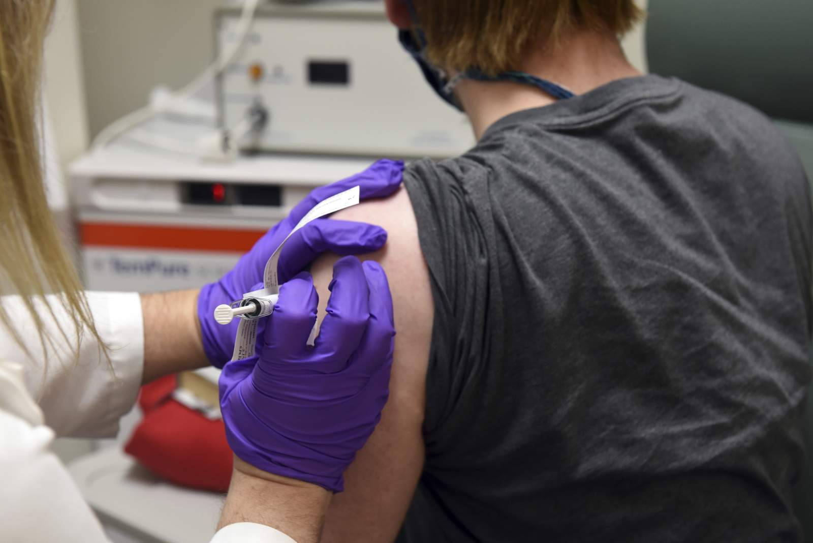 Ron DeSantis: La decisión de Florida de no exigir usar la vacuna de COVID-19 ayudará a su credibilidad