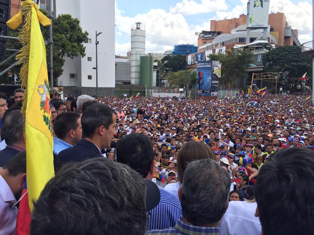 Jornada de protestas en Venezuela aumentan la presión contra Maduro