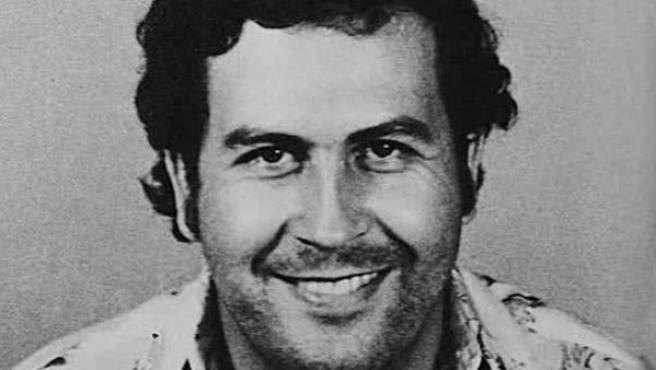 ¡Por $ 2.6 billones! Hermano de Pablo Escobar demanda a Apple