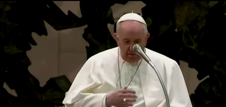 Papa Francisco pide poner fin a la ‘locura’ de la guerra en Ucrania