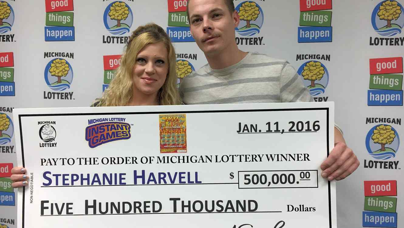 ¡Solo en Florida! Detuvieron por robo a pareja que ganó $500.000 en ‘raspa y gana’