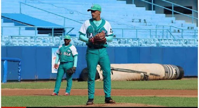 A siete llegó la cifra de peloteros que desertaron de la selección cubana sub23