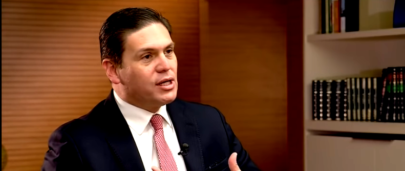 Embajador de Colombia en EEUU dimite tras triunfo de Petro