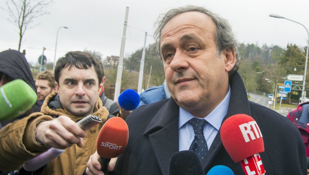 Michel Platini fue detenido “por actos de soborno activo” en la elección del Mundial de Qatar