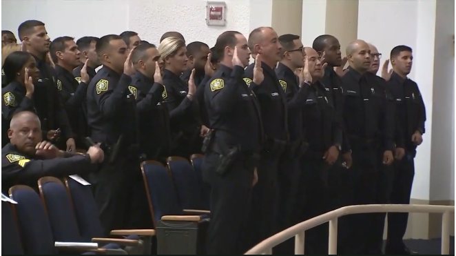 Policía Escolar de Miami-Dade dió la bienvenida a más de 80 nuevos reclutas