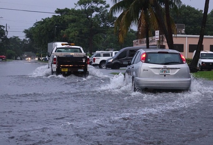 Precipitaciones causaron inundaciones en sectores de Miami