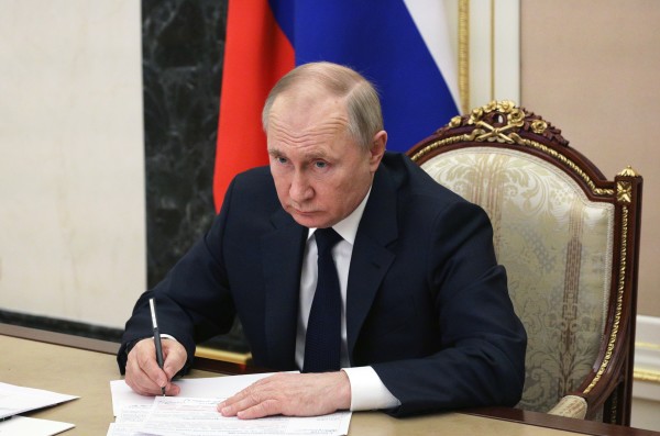 Exgeneral de EEUU asegura que Putin debería considerar un ataque nuclear