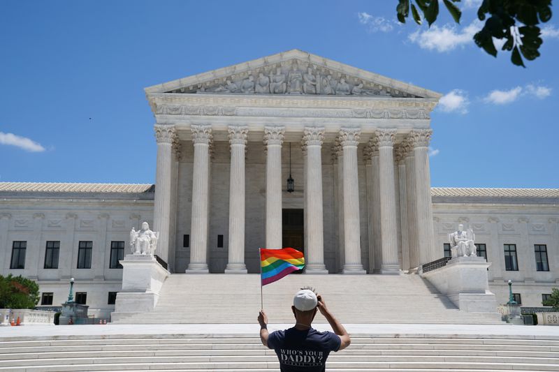 Tribunal Supremo declara ley para proteger a la comunidad LGBT contra la discriminación laboral