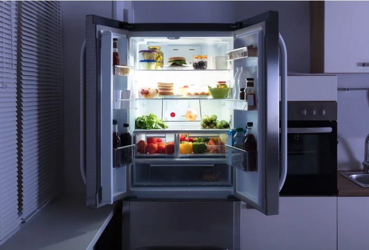 Descubre como acomodar los alimentos correctamente en el refrigerador para que duren más tiempo