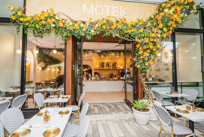Restaurante estilo israelí-mediterráneo es la nueva sensación en Miami