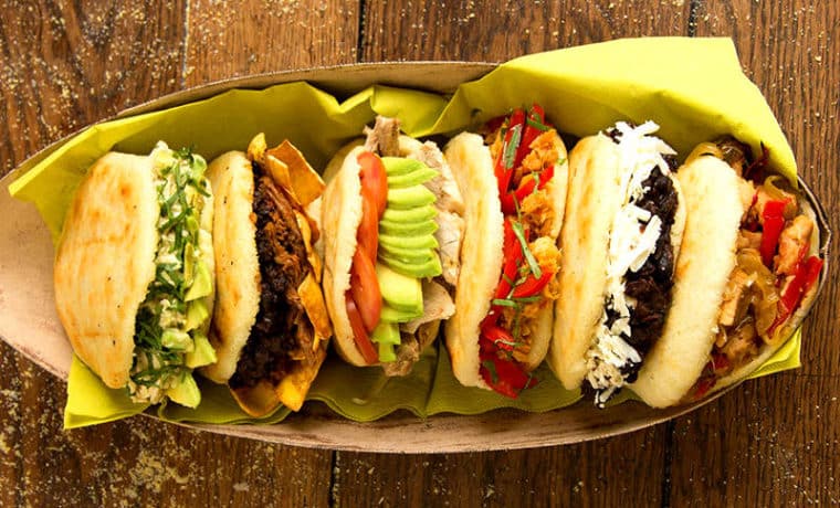 Arepas, batidos o cervezas artesanales: 5 restaurantes venezolanos en Miami que te van a deleitar