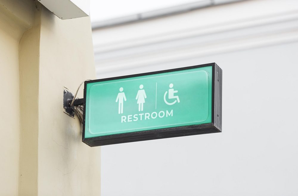 Universidades de Florida castigarán a empleados por no usar baños según sexo biológico