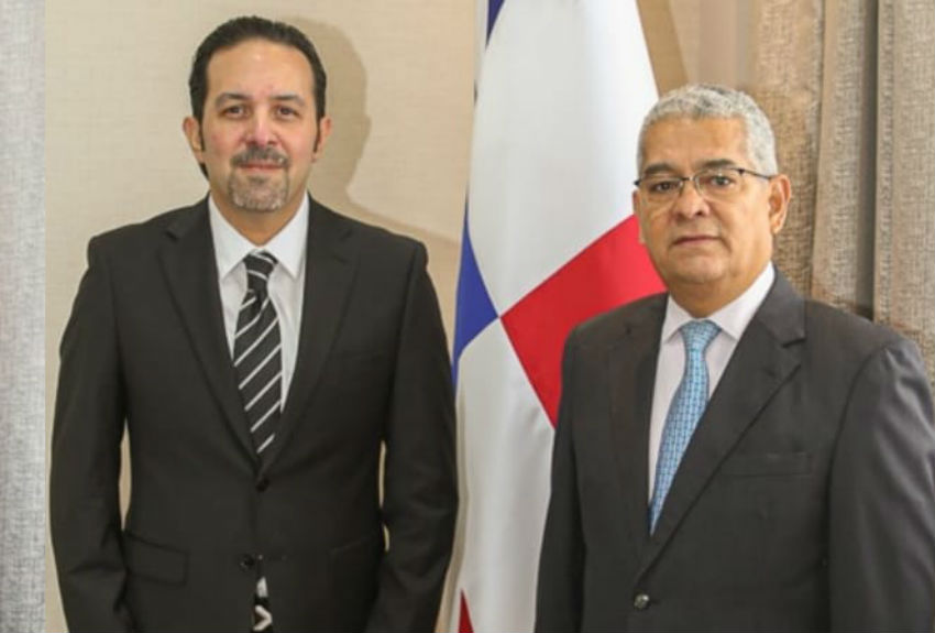 Ricardo Gaitán nuevo Cónsul General de Panamá en Miami