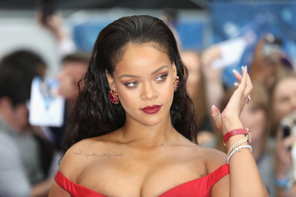 Rihanna volvió a poner en venta su mansión