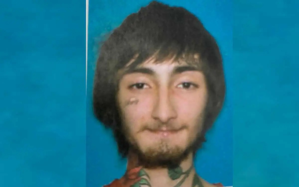 Autoridades identifican a una persona de interés en tiroteo de Highland Park, Illinois, cerca de Chicago
