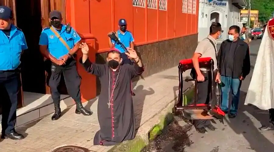 Régimen de Daniel Ortega prohibe procesiones, vigilias y misas católicas en Nicaragua