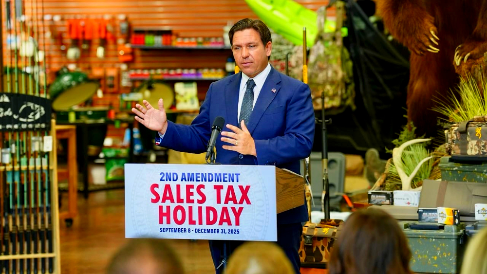 DeSantis insiste en ley de portación de armas a la vista en Florida