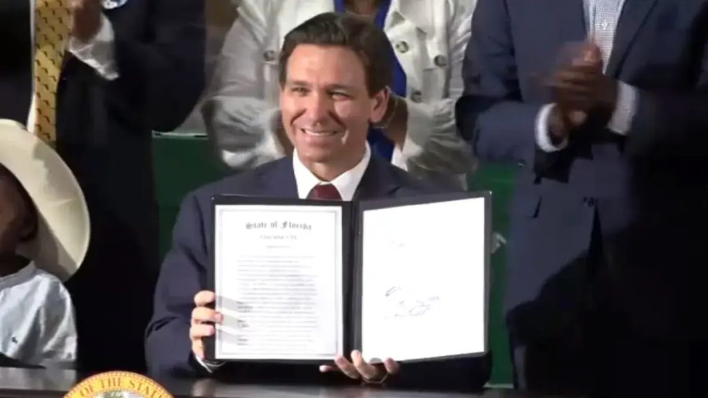 Ron DeSantis ley Florida