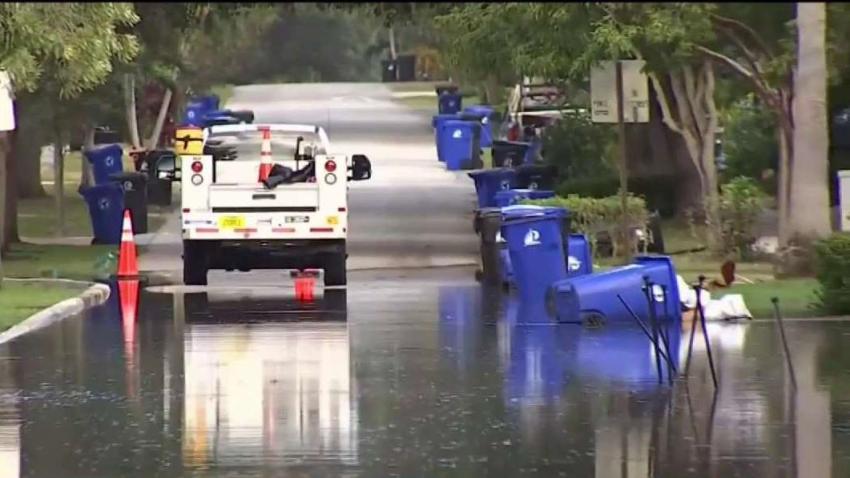 Reparan tubería de agua que ocasionó inundaciones la mañana de este martes en Miami Lakes