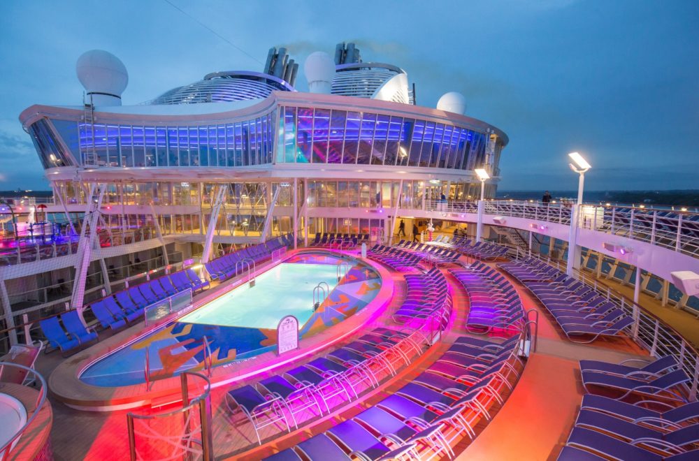 Instaló cámara oculta en el baño de un crucero Royal Caribbean