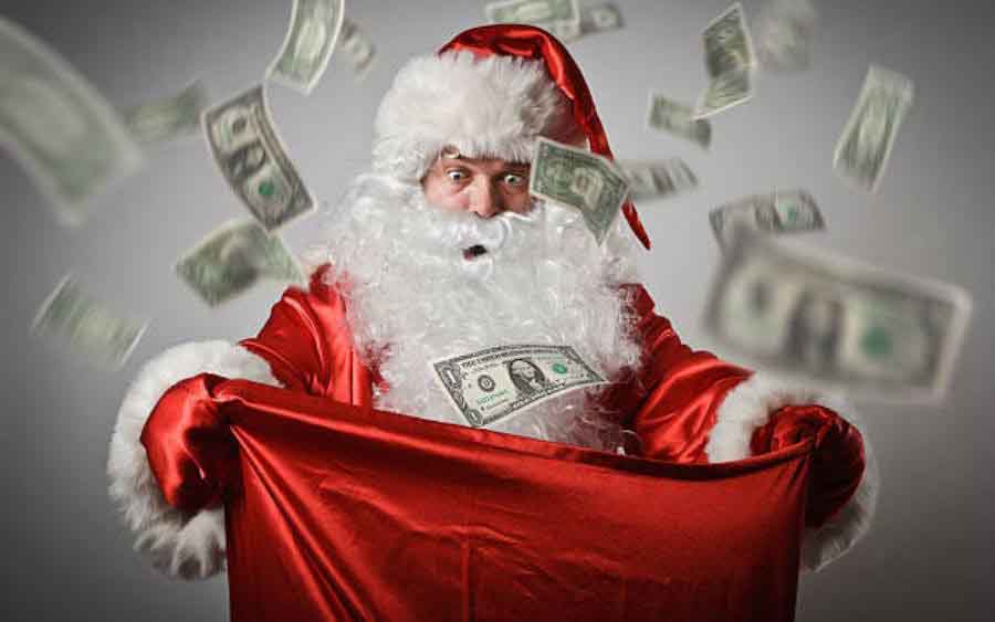 Santa Claus robó banco en Colorado Springs y repartió dinero a transeúntes
