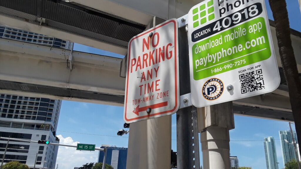 Estacionamientos