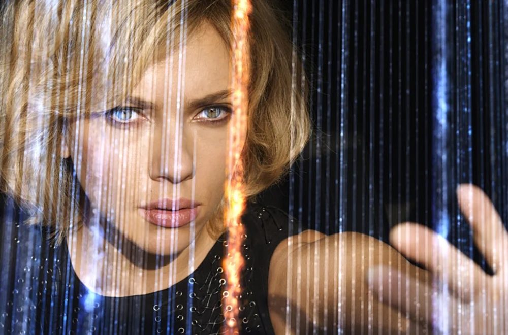 OpenAI retira chatbot “Sky” tras conflicto con Scarlett Johansson: ¿copiaron su voz?