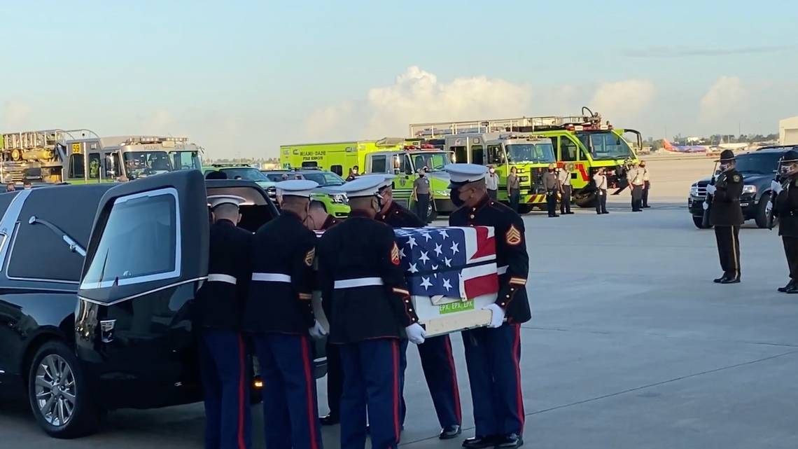 Luego de 50 años el héroe de la guerra de Vietnam de Miami fue finalmente enterrado en Arlington