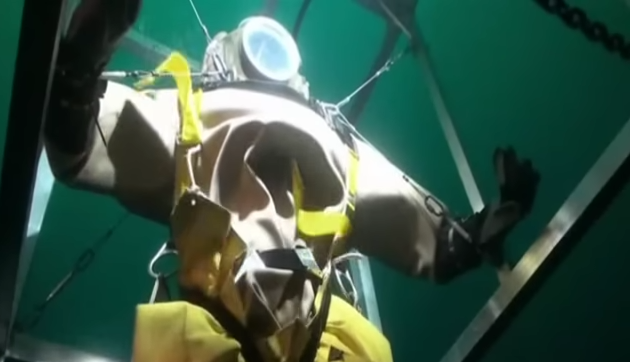 Cazadores de Mitos revelaron qué le pasa al cuerpo humano en una implosión