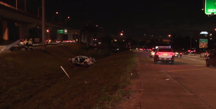 Accidente automovilístico en Miami-Dade dejó un conductor hospitalizado