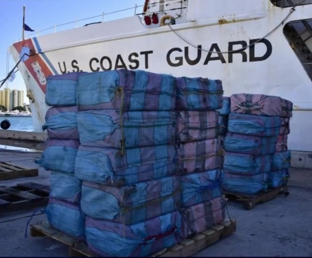 La Guardia Costera de los Estados Unidos incauto un más de 8.000 libras de cocaína