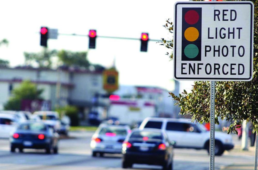 Así funcionan en Miami las cámaras de los semáforos para multar a infractores (detalles)