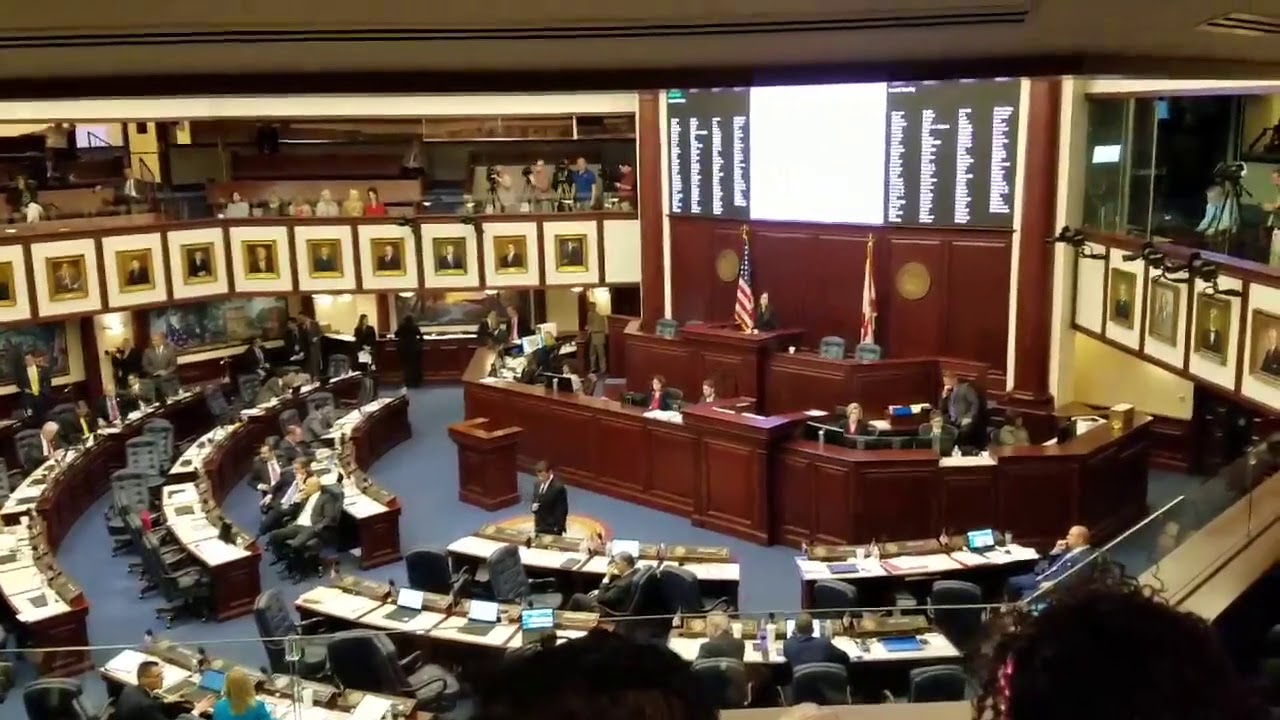 Ley que prohíbe ciudades santuario en Florida profundiza debate en el senado