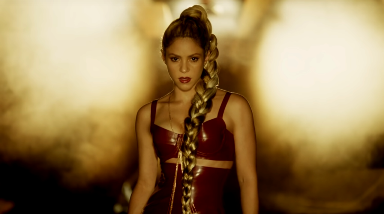 Shakira subió videos “No Creo” y “Hay Amores” a Youtube