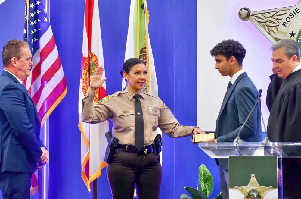 Rosie Cordero-Stutz rechaza deportaciones en primer discurso como Sheriff de Miami-Dade