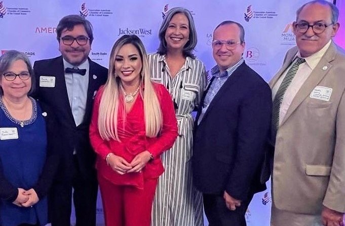 Sophia Lacayo recibe respaldo de la comunidad venezolana en Miami