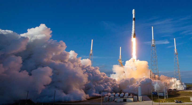 SpaceX planea lanzamiento del cohete Falcon 9 antes del domingo