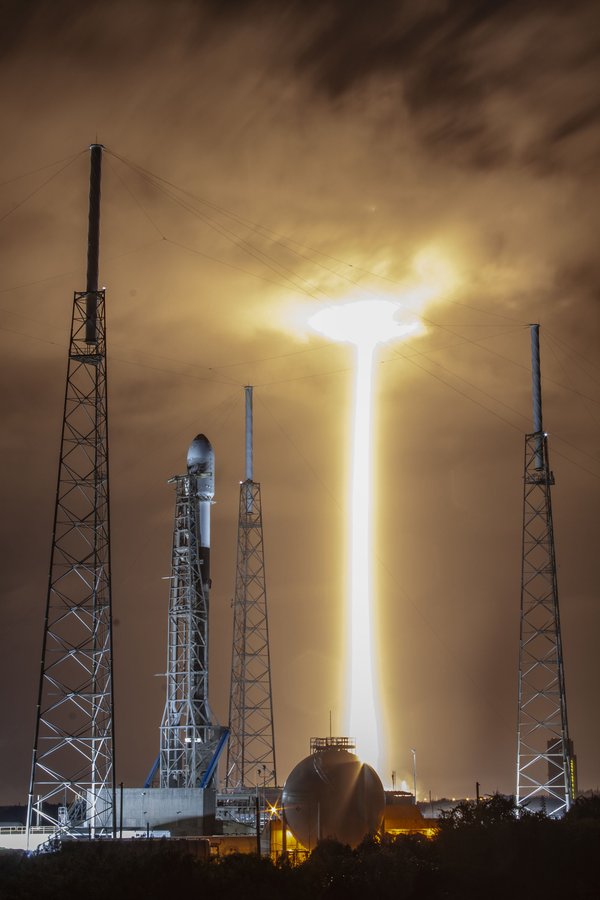 SpaceX se prepara para el primer lanzamiento de Starlink
