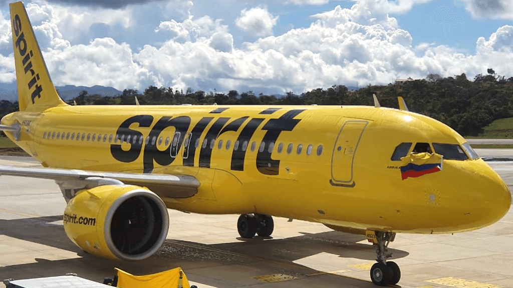 Spirit Airlines cancela más de la mitad de sus vuelos