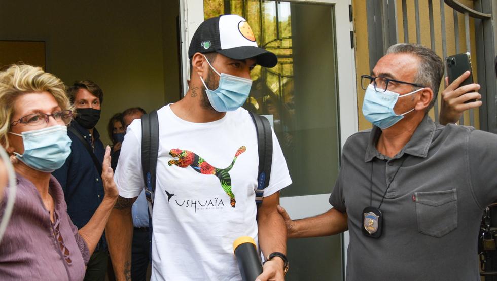 ¡Escándalo! Futbolista Luis Suárez obtuvo la ciudadanía italiana mediante supuesta estafa