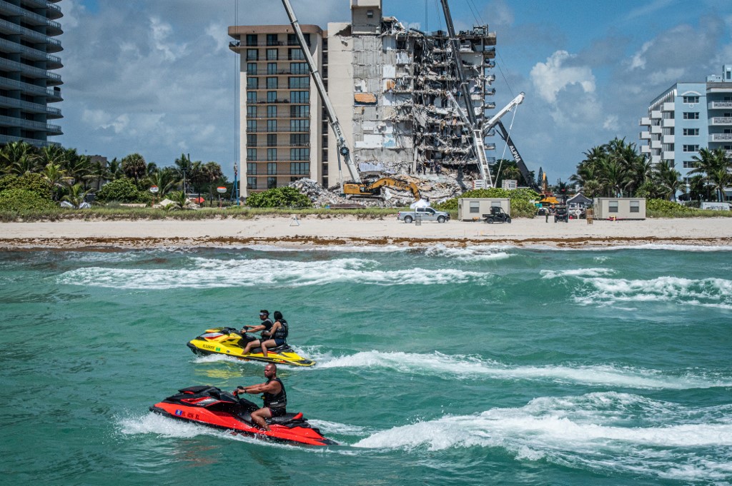Miami-Dade: Otorgan $ 70 millones a abogados de las víctimas del colapso del condominio de Surfside