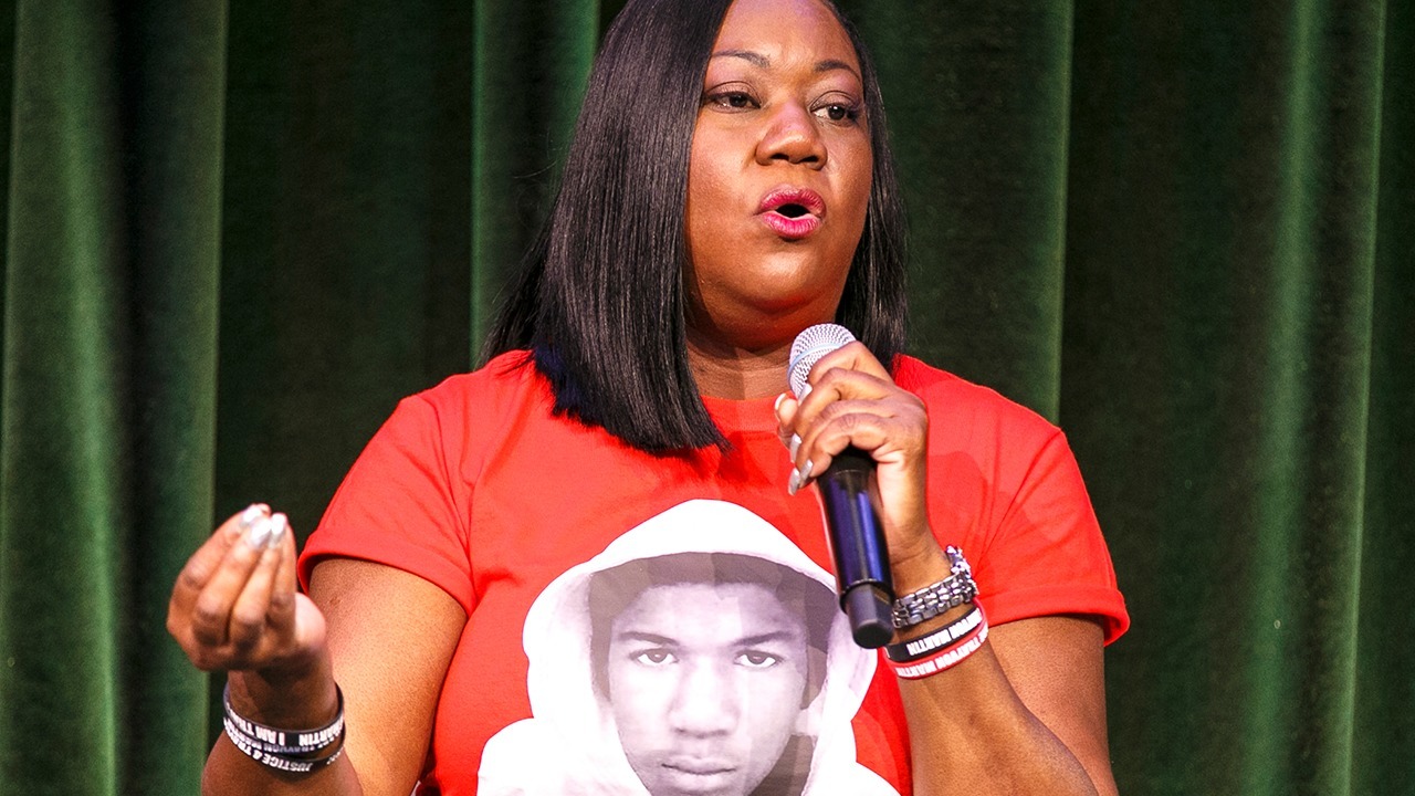 Madre de joven negro asesinado se lanza a comisionada de Miami-Dade