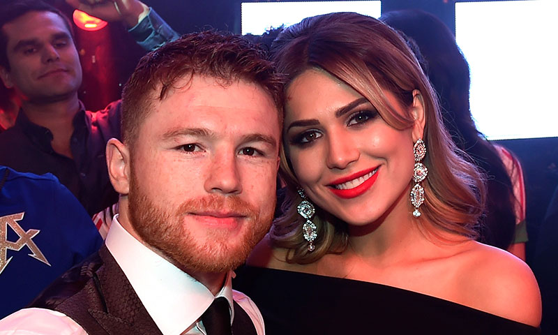 Canelo Álvarez festejó Año Nuevo con su esposa en una lujosa fiesta en Miami