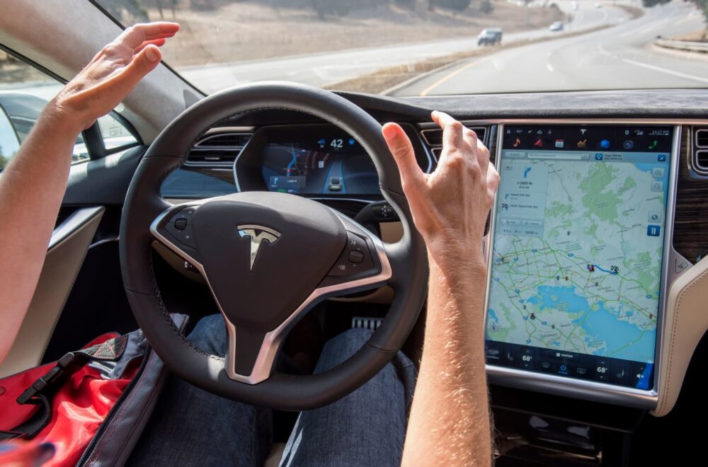 Tesla y Elon Musk a juicio en Miami por accidente mortal vinculado al Autopilot