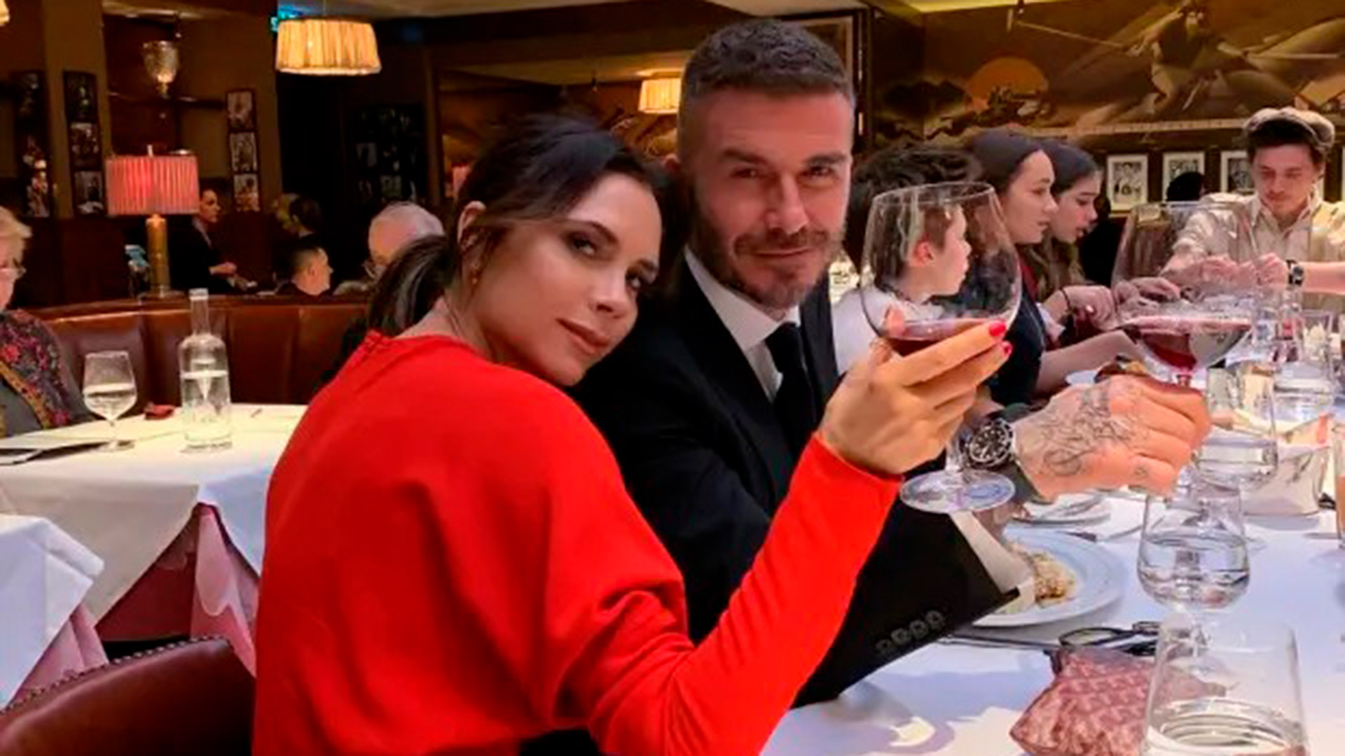 Chef con tres estrellas Michelin critica a Victoria Beckham por sus exigencias en su menú para una boda